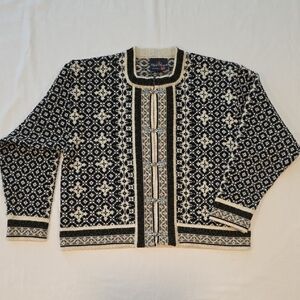 Vintage Skjaeveland Of Norway Cardigan